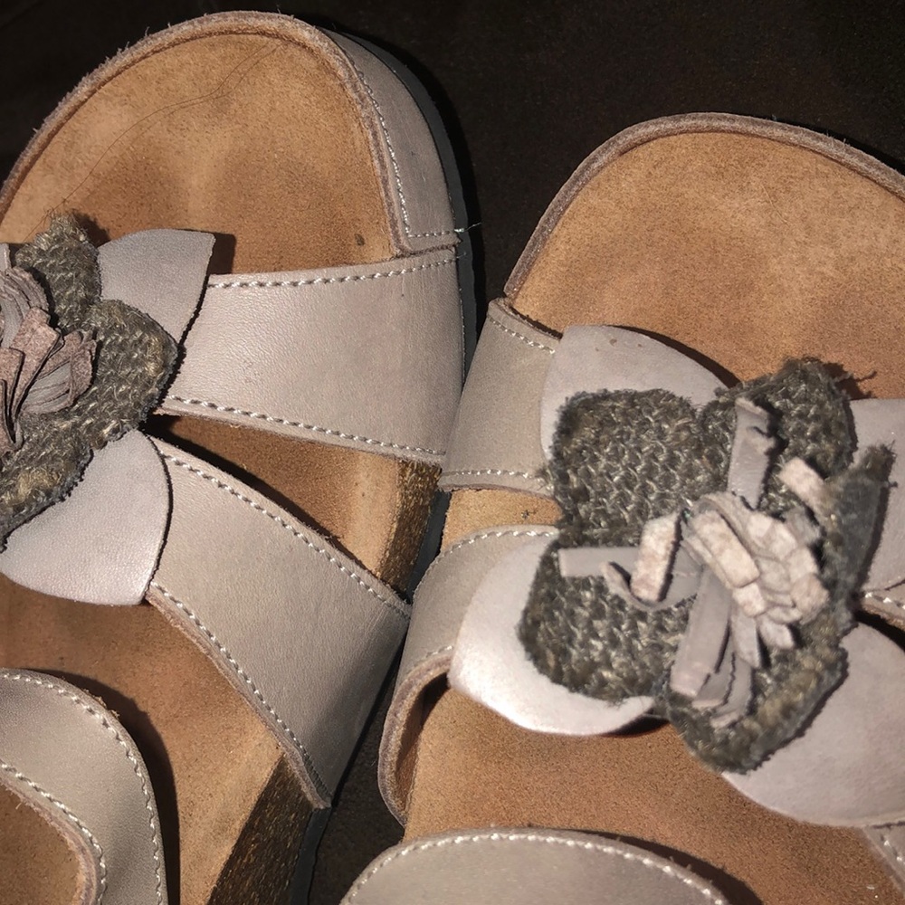 Bionic Size 8 - image 6